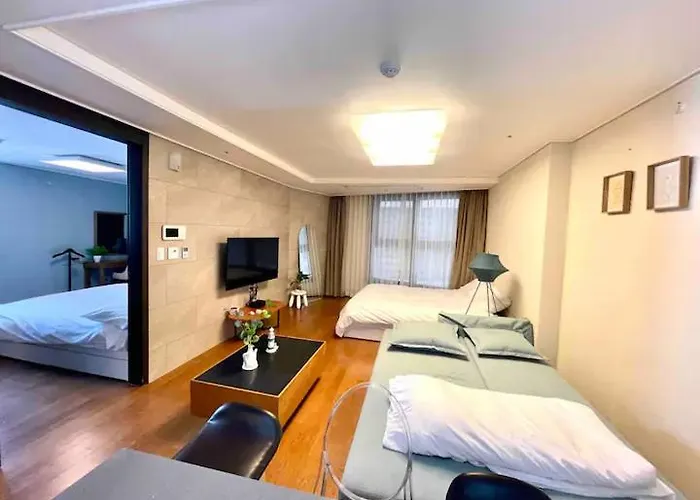 Apartamento With *