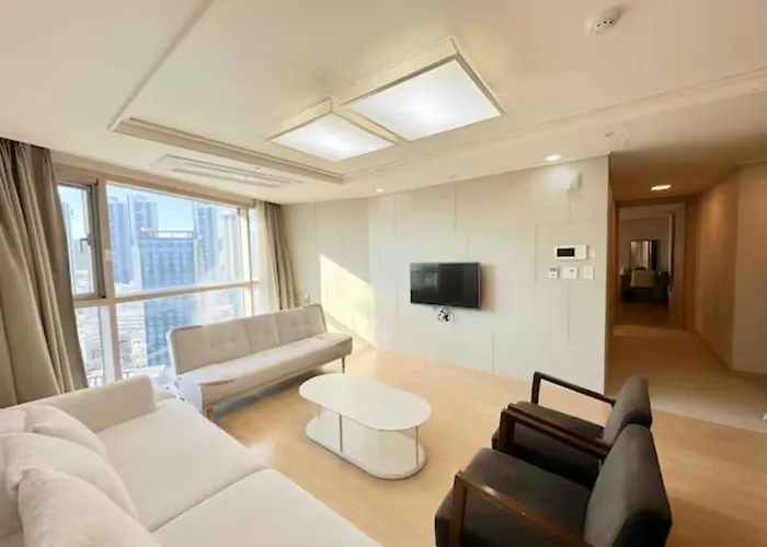 With Apartamento Busan