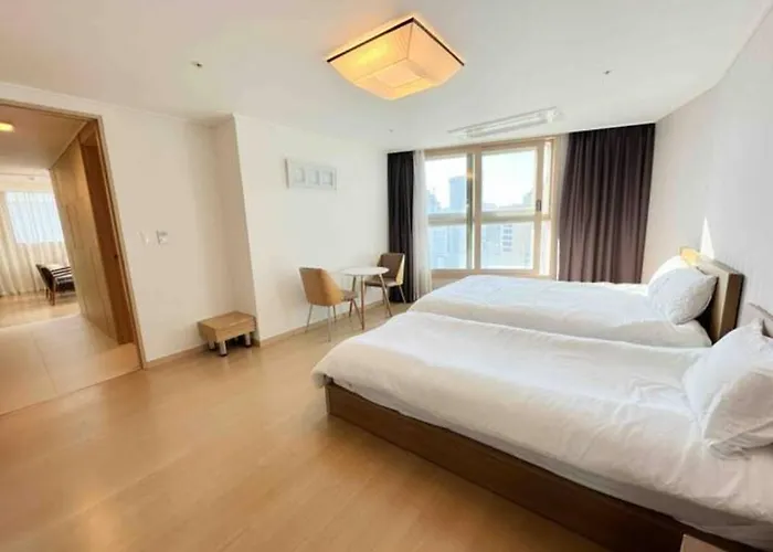 With Apartamento Busan