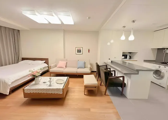 With Apartamento Busan